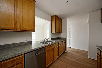 108 N Mockingbird Circle, Cedar Creek, TX 78612 - Photo 6