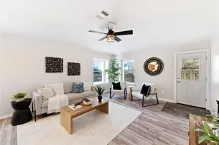 446 Paddington Dr, Kyle, TX 78640 - Photo 2