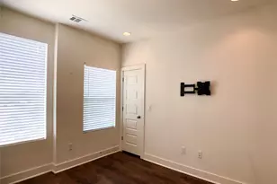 3007 E 12th St, Austin, TX 78702 - Photo 12