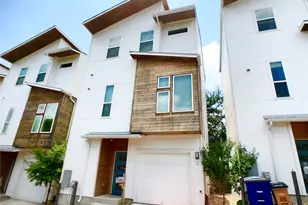 3007 E 12th St, Austin, TX 78702 - Photo 1