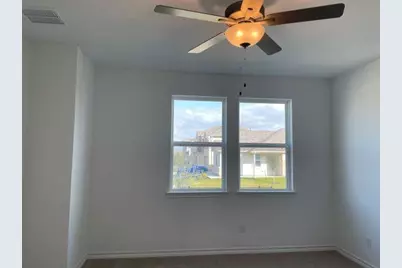 401 Stinchcomb Road, Hutto, TX 78634 - Photo 34