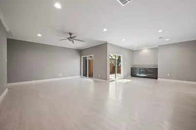 5703 Eagle Cliffs, Austin, TX 78731 - Photo 10