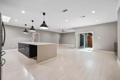 5703 Eagle Cliffs, Austin, TX 78731 - Photo 8