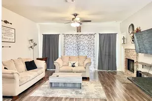 207 Kates Way, Hutto, TX 78634 - Photo 6