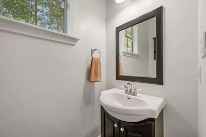 7016 Bending Oak Road, Austin, TX 78749 - Photo 18