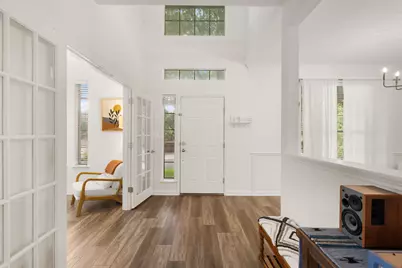 7016 Bending Oak Road, Austin, TX 78749 - Photo 2