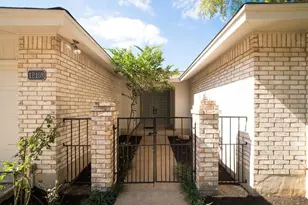 12108 Jill Sue Ct, Austin, TX 78750 - Photo 4