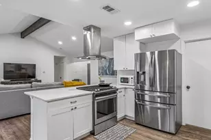 12108 Jill Sue Ct, Austin, TX 78750 - Photo 14