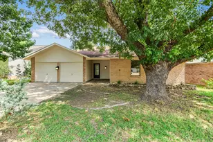 12006 Swallow Dr, Austin, TX 78750 - Photo 2