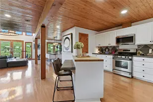 11103 Lakeside Dr, Jonestown, TX 78645 - Photo 12