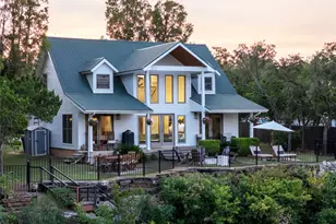 11103 Lakeside Dr, Jonestown, TX 78645 - Photo 2