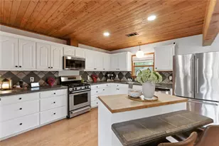 11103 Lakeside Dr, Jonestown, TX 78645 - Photo 14