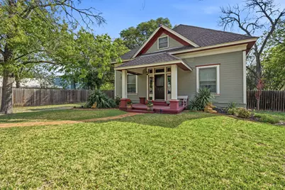 410 Cibilo Street, Lockhart, TX 78644 - Photo 2