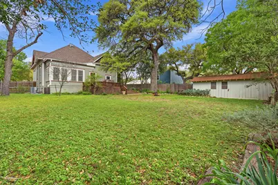 410 Cibilo Street, Lockhart, TX 78644 - Photo 22