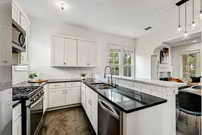 2013 Peoples Street, Austin, TX 78702 - Photo 8