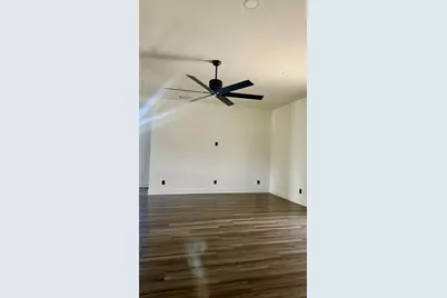146 Buena Fortuna Road, Elgin, TX 78621 - Photo 14