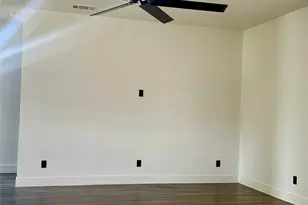 146 Buena Fortuna Rd, Elgin, TX 78621 - Photo 14