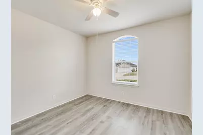 305 Dana Drive, Hutto, TX 78634 - Photo 10