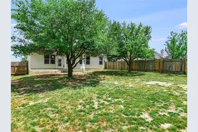 305 Dana Drive, Hutto, TX 78634 - Photo 14