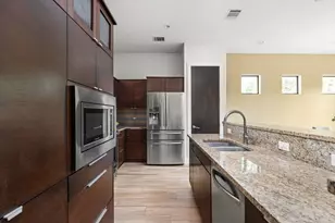 1907 W 30th St, Austin, TX 78703 - Photo 18