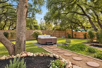 11819 Highland Oaks Trail, Austin, TX 78759 - Photo 24