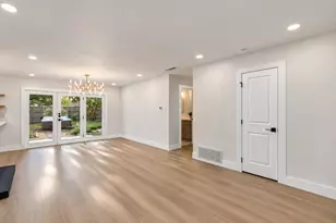11819 Highland Oaks Trail, Austin, TX 78759 - Photo 8