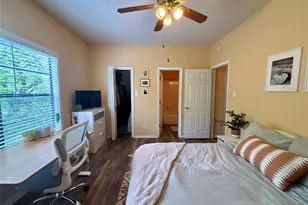 915 W 23rd St, Austin, TX 78705 - Photo 26