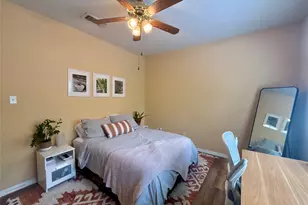 915 W 23rd St, Austin, TX 78705 - Photo 22