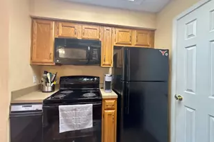 915 W 23rd St, Austin, TX 78705 - Photo 12