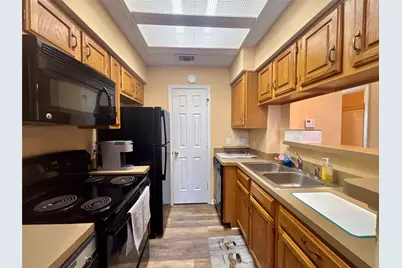 915 W 23rd Street #206, Austin, TX 78705 - Photo 10