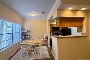 915 W 23rd St, Austin, TX 78705 - Photo 8