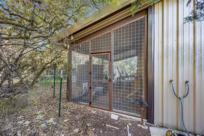 335 Beulah Lane, Dripping Springs, TX 78620 - Photo 36