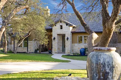 335 Beulah Lane, Dripping Springs, TX 78620 - Photo 2