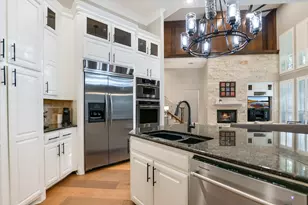 10320 Avery Club Dr, Austin, TX 78717 - Photo 14