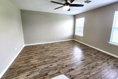 933 Meadow Ridge Loop, Georgetown, TX 78626 - Photo 14