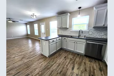 933 Meadow Ridge Loop, Georgetown, TX 78626 - Photo 4