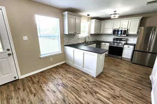 933 Meadow Ridge Loop, Georgetown, TX 78626 - Photo 2