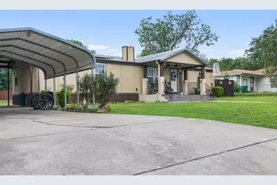 857 E Guadalupe Street, La Grange, TX 78945 - Photo 2