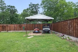 857 E Guadalupe St, La Grange, TX 78945 - Photo 22