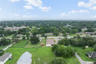 857 E Guadalupe St, La Grange, TX 78945 - Photo 32