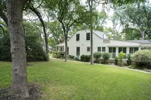 2203 Griswold Ln, Austin, TX 78703 - Photo 2