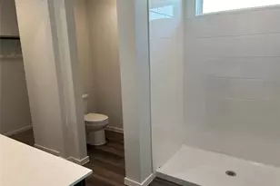 313 Doss Dr, Rockdale, TX 76567 - Photo 2