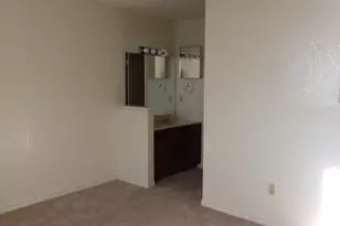 232 Craddock Ave, San Marcos, TX 78666 - Photo 4
