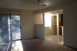 232 Craddock Ave, San Marcos, TX 78666 - Photo 2