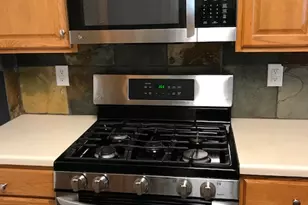 2100 Pipers Field Dr, Austin, TX 78758 - Photo 6