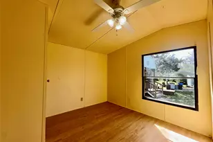 1218 Private Road 3063 Rd, Lexington, TX 78947 - Photo 16