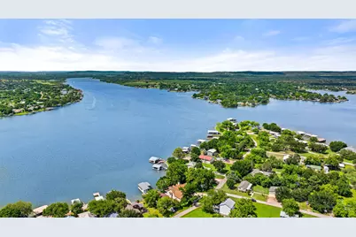 402 South Shorewood Drive, Granite Shoals, TX 78654 - Photo 1