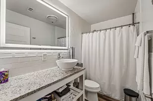 140 Family Cir, Hutto, TX 78634 - Photo 16
