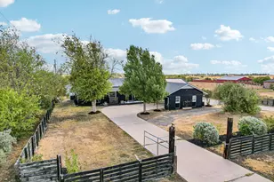 140 Family Cir, Hutto, TX 78634 - Photo 30