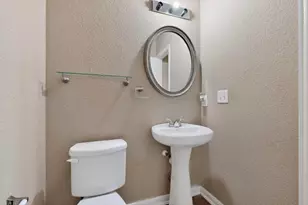 13416 Kearns Dr, Pflugerville, TX 78660 - Photo 18